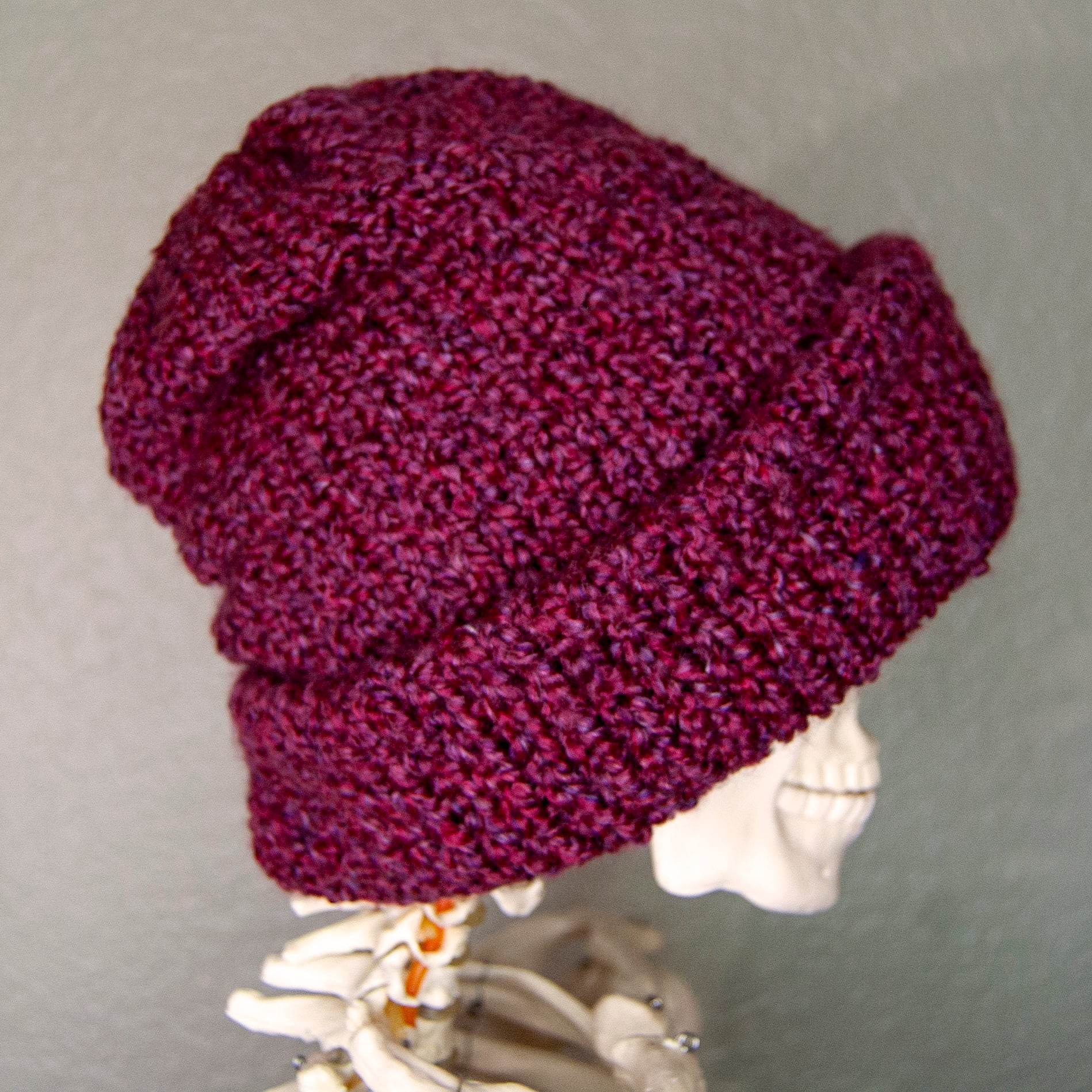 Handmade Knitted Slouch Beanie Hat: Rustic Burgundy Acrylic  display picture 2