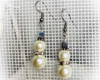 Pearl Snowman Dangle Earrings | Stainless Steel | Hypoallergenic