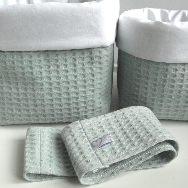 From 11.50 euros, waffle pique dusty mint/white, utensil, fabric baskets, utensil, wet wipes box cover