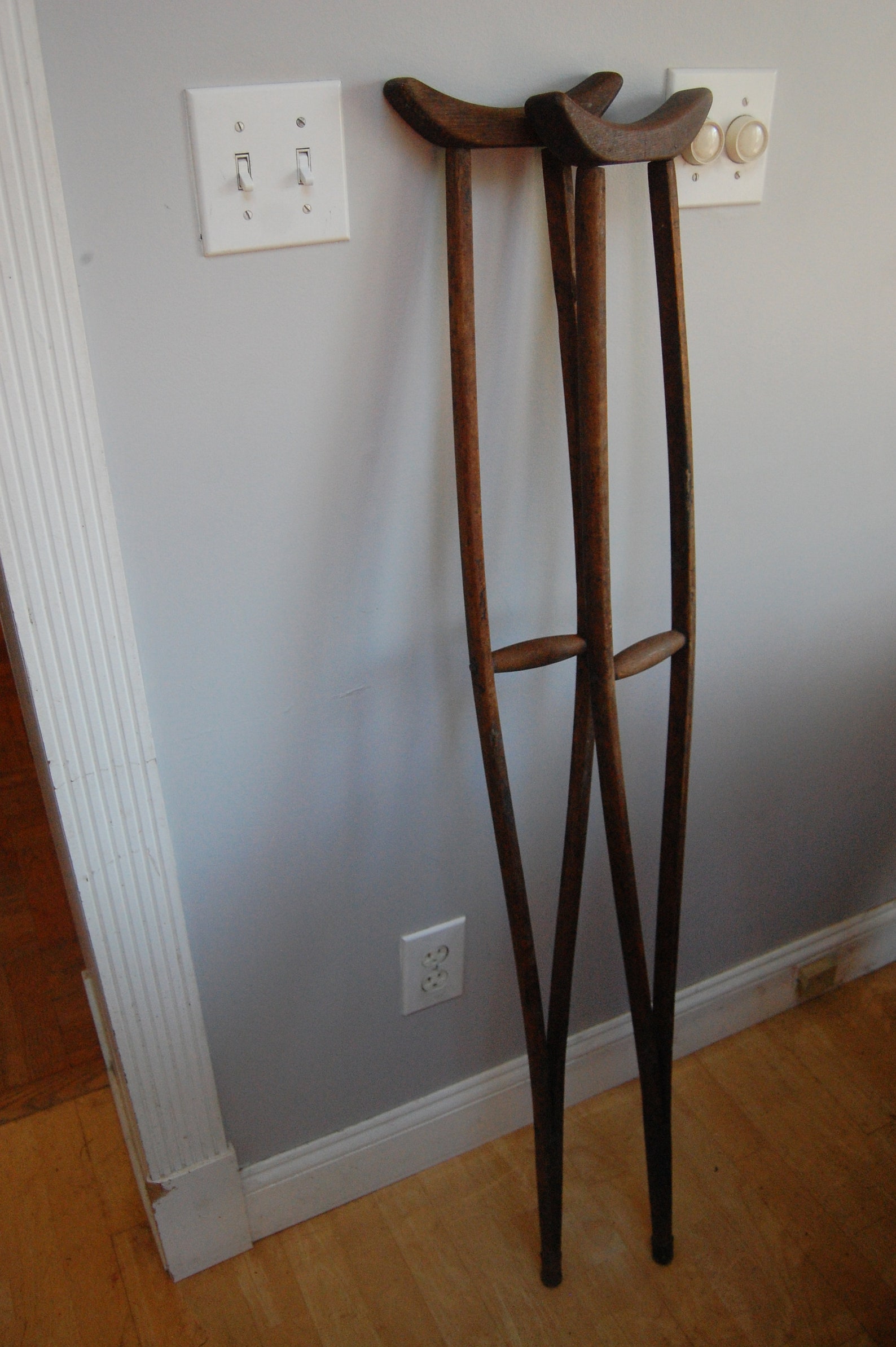 Antique Carved Split Wood Crutches Antique Medical Supplies Etsy