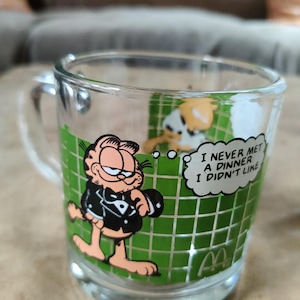 Vintage Garfield 1978 McDonalds Green Tile Coffee Mug Anchor Hocking Jim Davis Never Met A Dinner I Didn&#39;t Like Cat Slippers