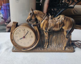 Vintage Horse Electric Clock Western Ranch Lucky Horseshoe Works Mastercrafters