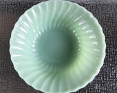 Anchor Hocking Shell Pattern Jade-ite Vegetable or Serving Bowl