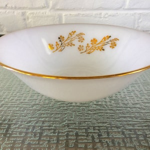 Federal Glass Company Golden Berry Serving Bowl