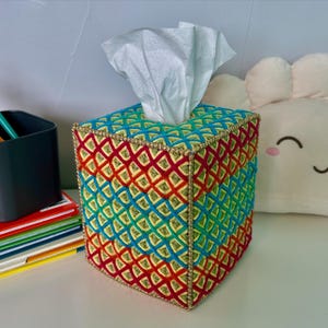 Kunststoff Taschentücherbox Taschentuch Box mit bunten Rauten Muster