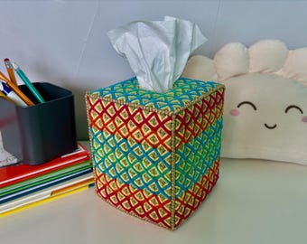Plastic Canvas Tissue Box Pattern - Colorful Diamonds