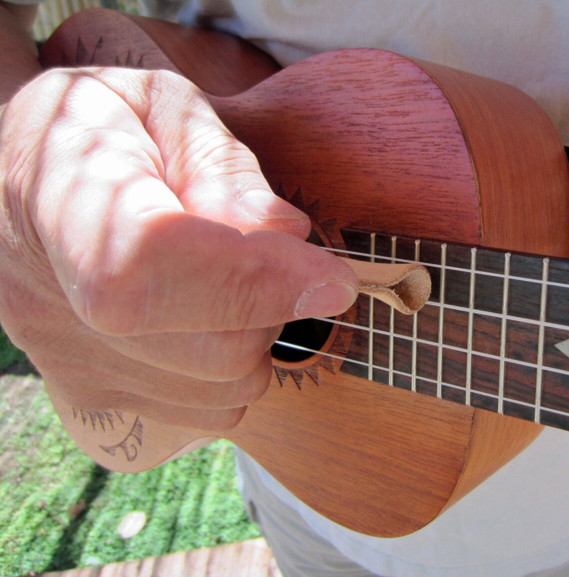 Ukulele Pick 3pack Guitar Pick Ergonomic Leather Uke Pick Etsy