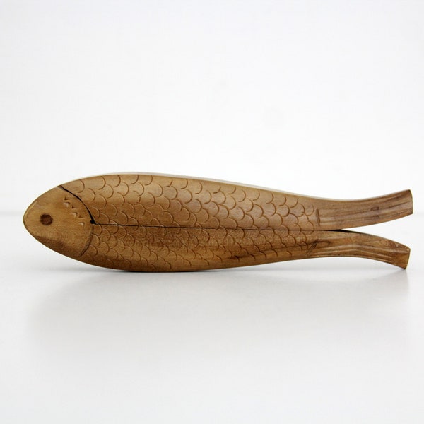 Vintage nutcracker // carved wood fish nut cracker