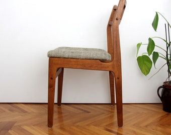 1 of 4 Vintage Mid-Century Modern Teak Dining Chair by D-Scan
