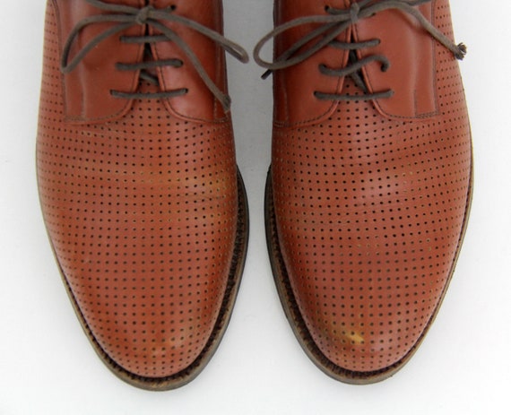 Vintage Men's Shoes // Handmacher Brown Lace Up P… - image 8