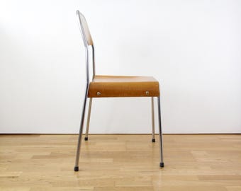 Silla industrial vintage de metal tubular y madera // Silla de madera curvada // Yugoslavia, década de 1970