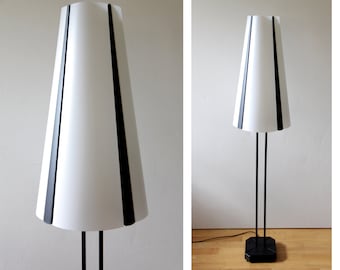 廃盤品　IKEA イケア　テーブルランプ　KLABB 2個セット 廃盤品 IKEA イケア テーブルランプ KLABB 2個セット 廃盤品