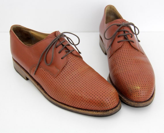 Vintage Men's Shoes // Handmacher Brown Lace Up P… - image 6