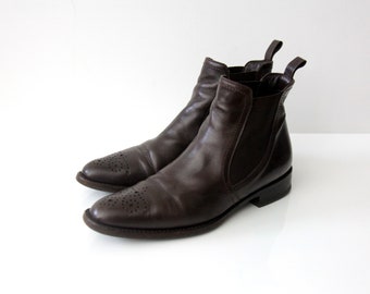 Vintage Boots // Brown Leather Chelsea Ankle Boots