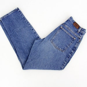 Vintage jeans // LL Bean high waisted tapered jeans