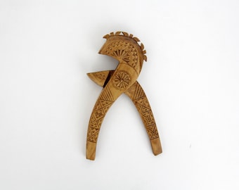 Vintage nut cracker // carved wood nut cracker