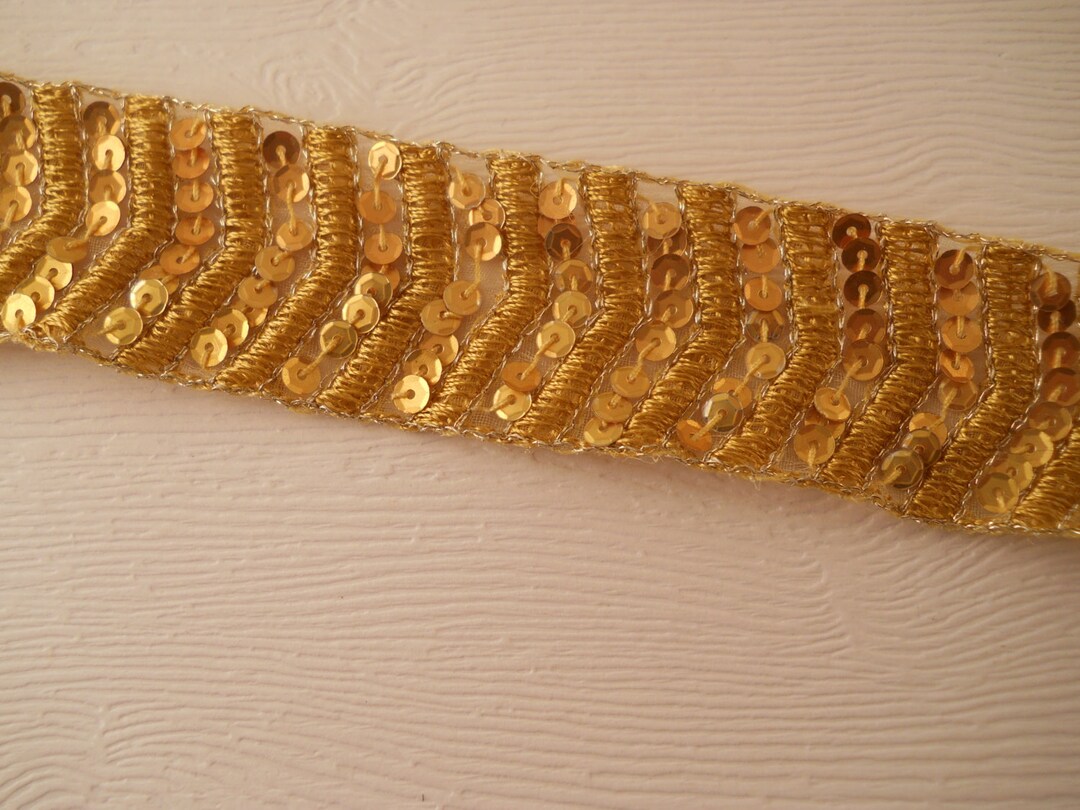 TRIM Gold Sequin Trim. 1 Inch Wide. Sequins Sewn On. Delicate. Church, Evening, Costume. 1 Yard