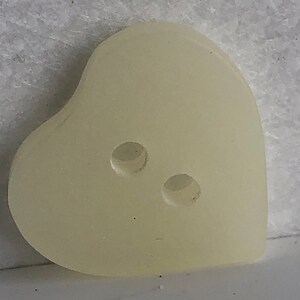 BUTTON SET: Heart buttons in matte  cream white, 5/8 inch, Set has 14 buttons.