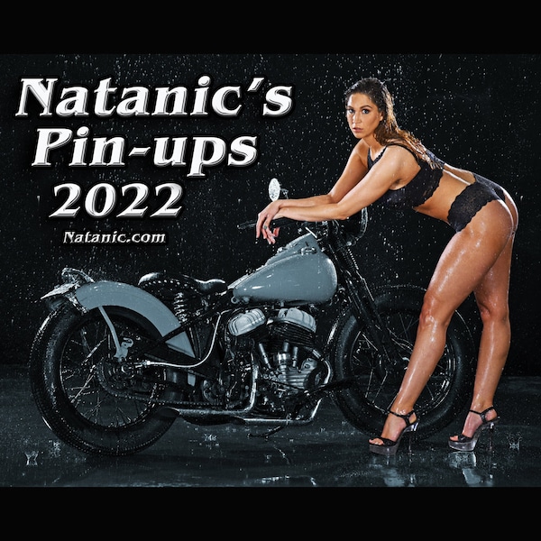 Natanic's Pin-ups 2022 calendar