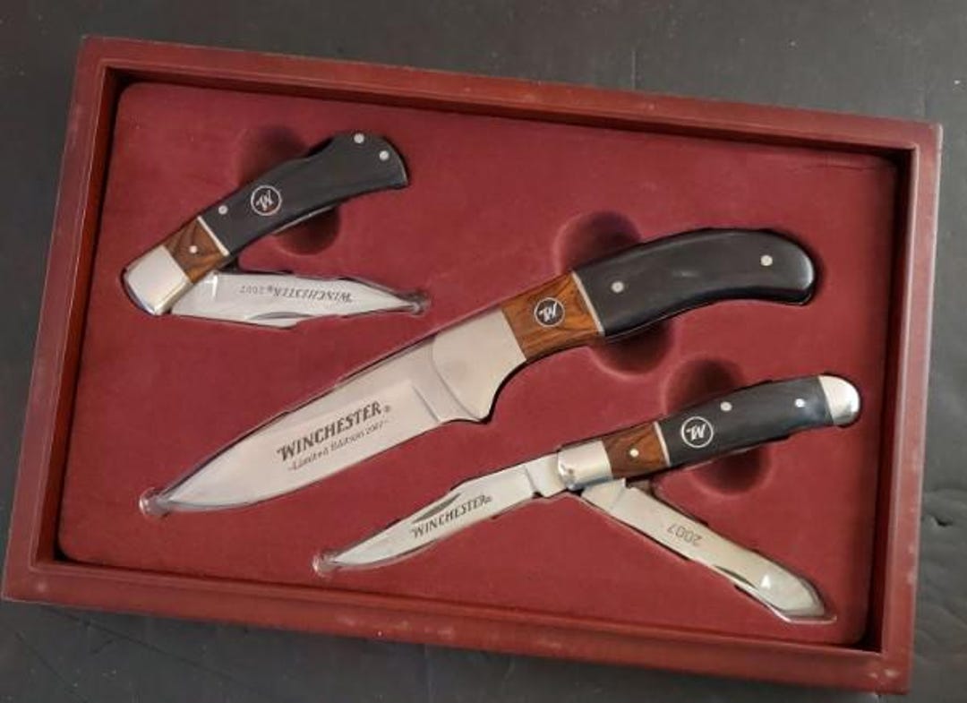 Winchester Set of Limited Edition Collector's Knives - With