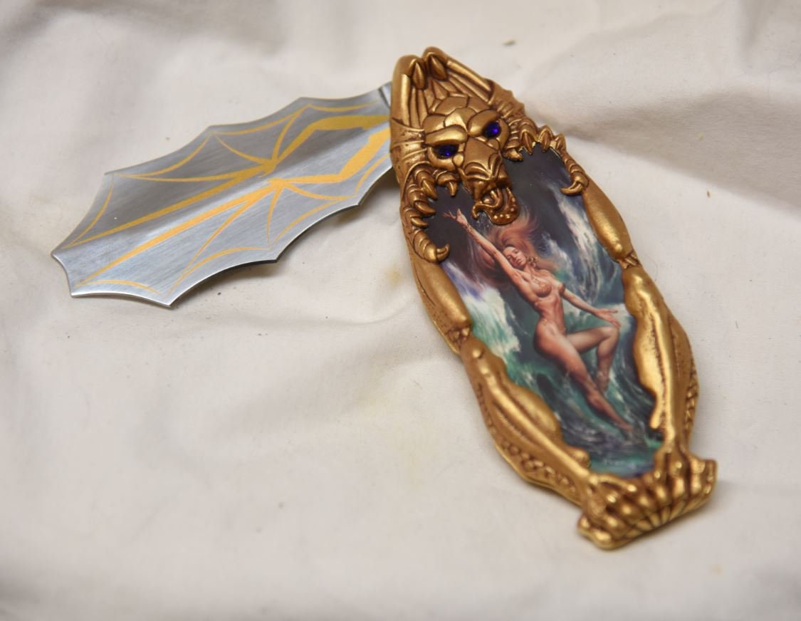 Franklin Mint - Boris Vallejo dragon / fantasy girl "Sorceress of the Waves" collectors knife (N0121)