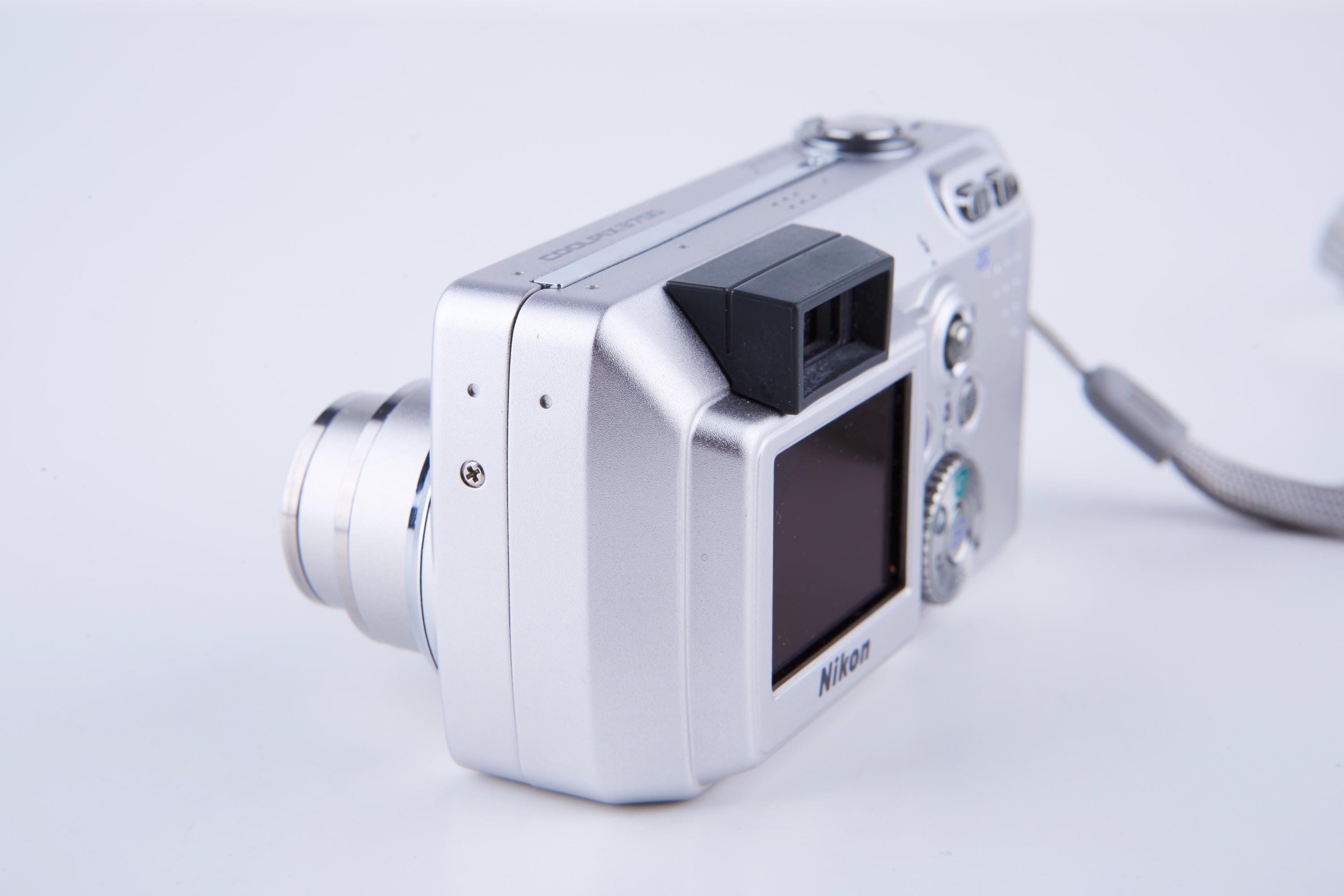 Nikon Coolpix 3700 Vintage Digital Camera: 3MP, 3X Optical
