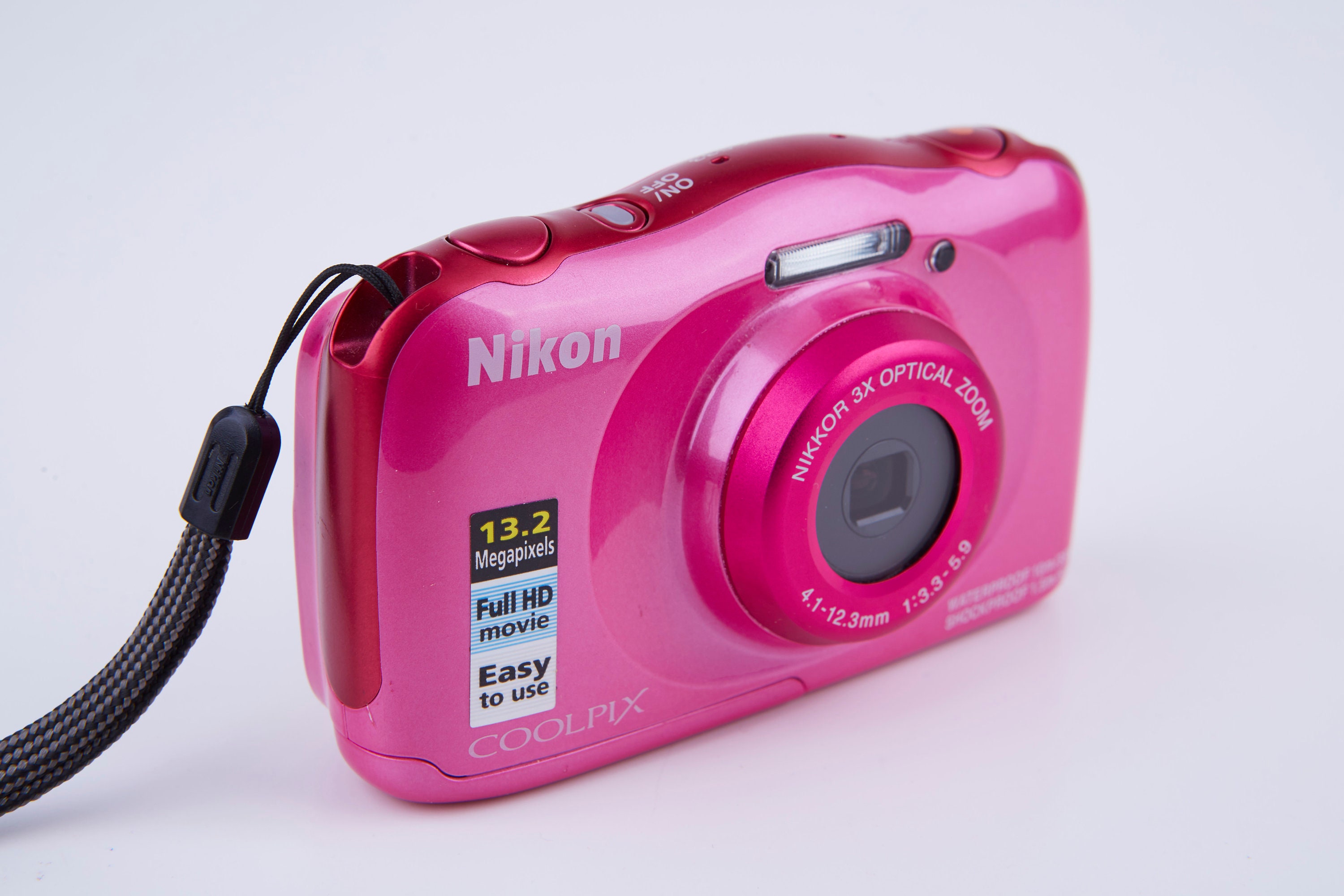 Nikon Coolpix S33 13MP 3X Optical Zoom Digital Camera. Waterproof