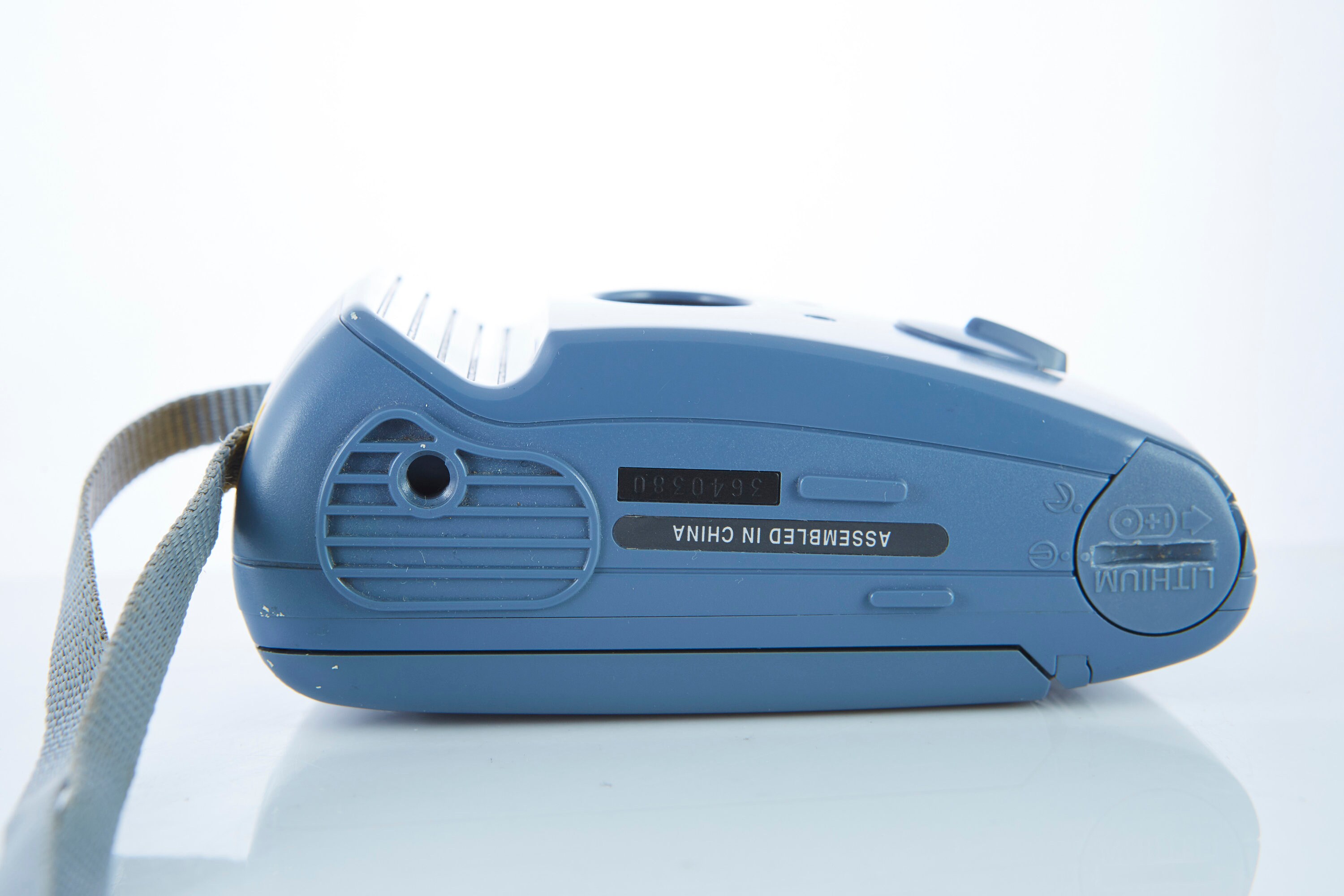 ビンテージカメラ ペンタックス PC-606W。フィルムカメラ