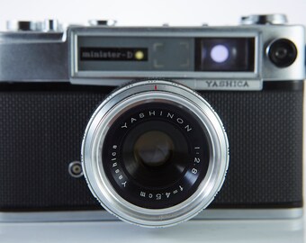 Yashica Minister D Film Camera: Yashinon 45mm F/2.8, Working