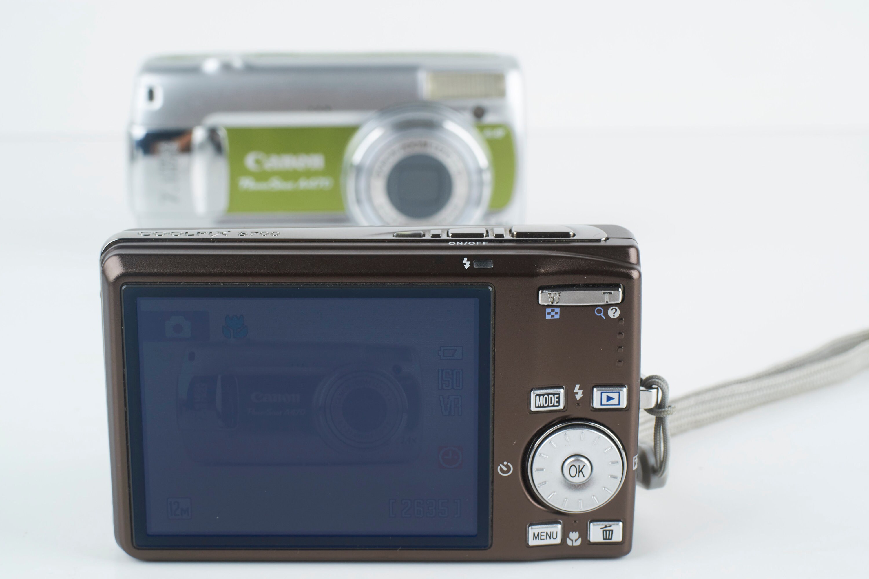 Nikon Coolpix S700 12MP 3 X Optical Zoom Digital Camera Nikon Coolpix S700 12MP 3 X Optical Zoom Digital Camera