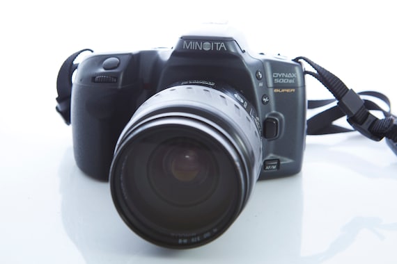 Minolta Dynax 500si Super Film Camera With 35-200mm Zoom Lens - Etsy