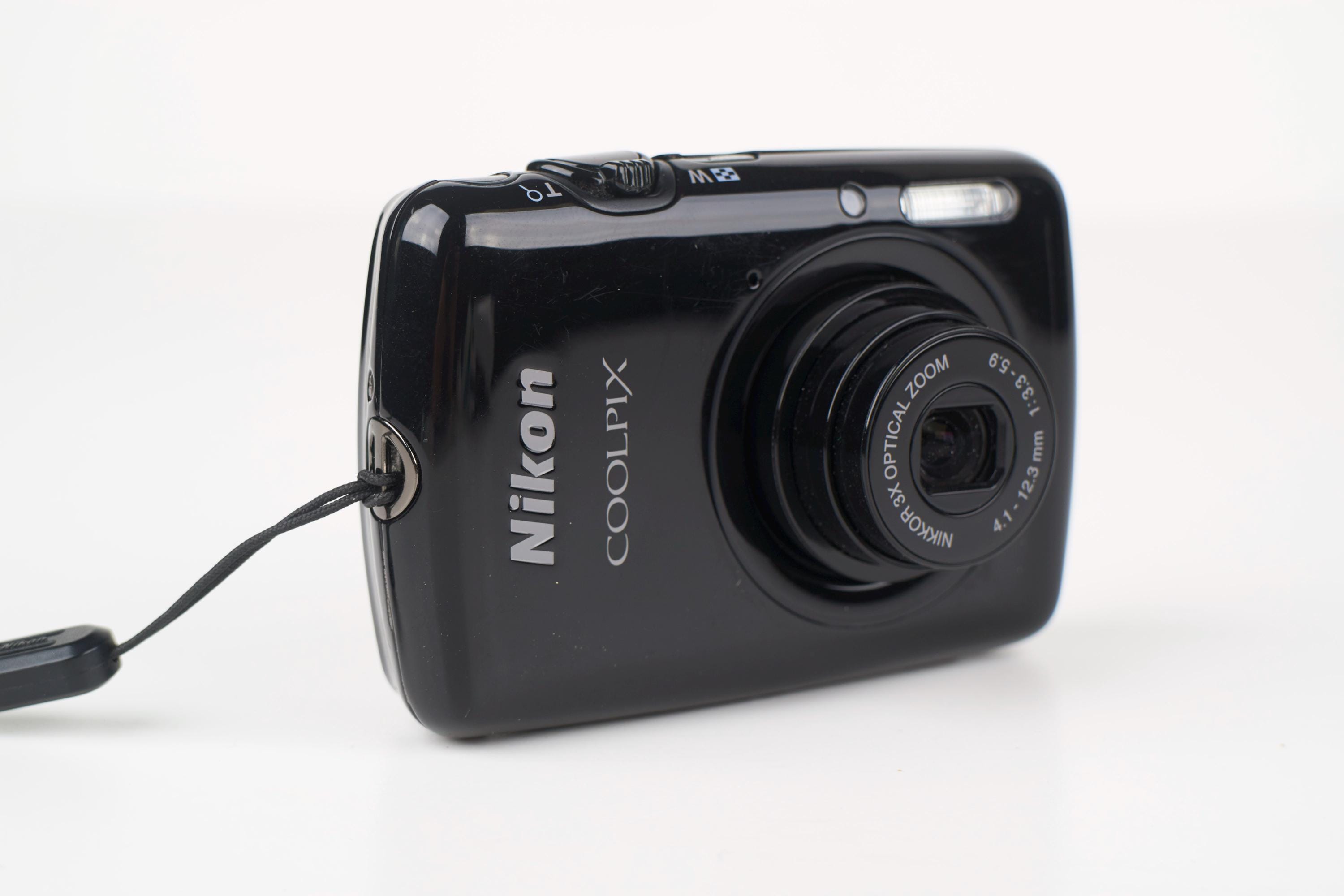 Nikon Coolpix S01 – 10MP 3x Optical Zoom Digital Camera | Tested  