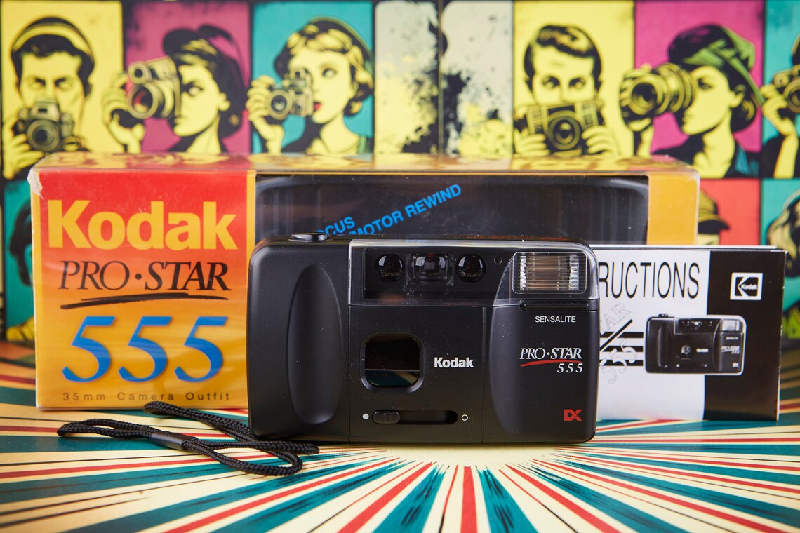 Kodak Pro-Star 555: 35mm Point and Shoot Film Camera with Box, foto 2 di 5