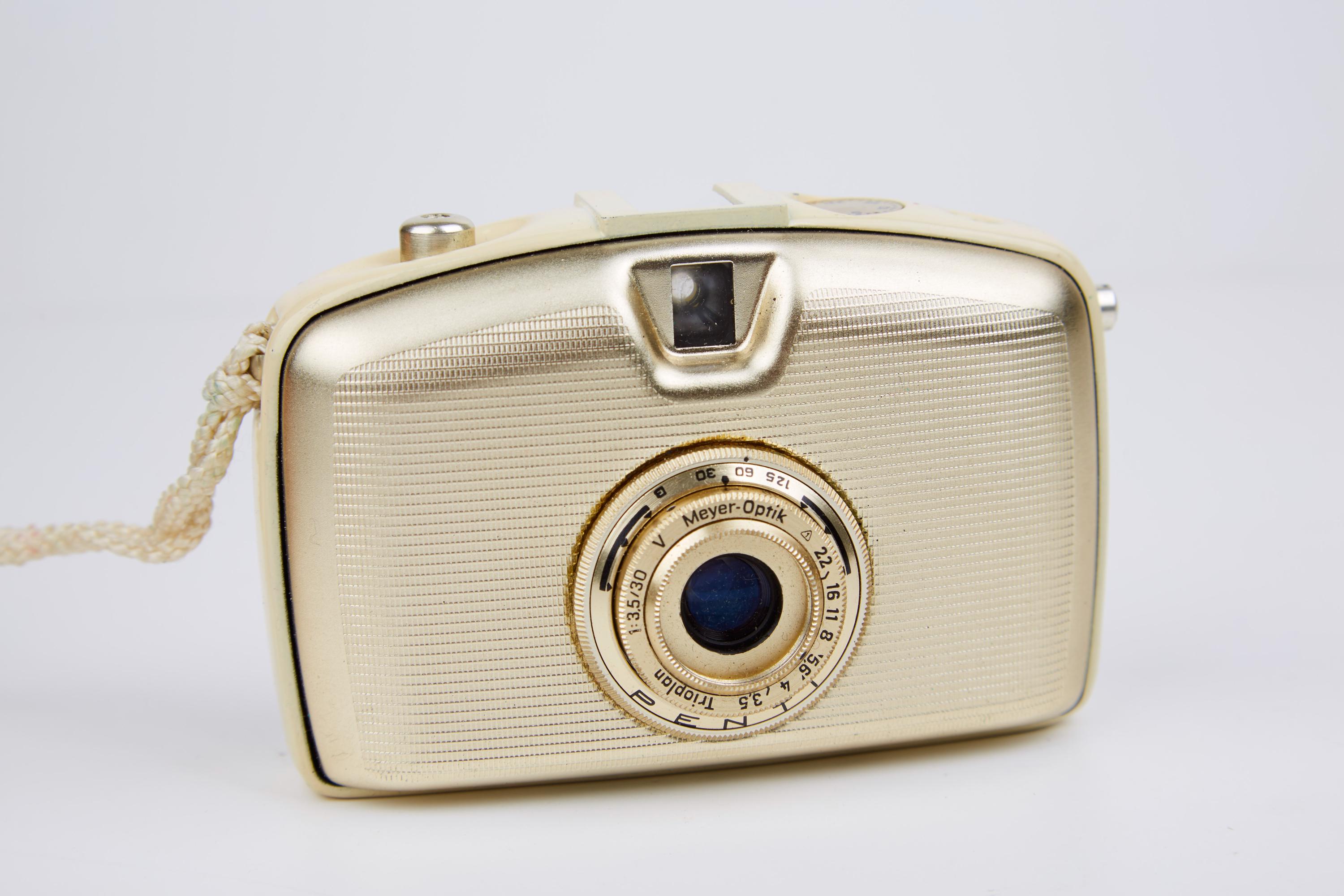 Penti Camera - Etsy