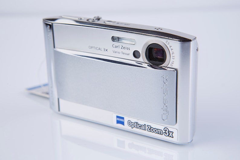 Sony Cyber-shot DSC-T5 Digital Camera. Vintage Digital Camera. Working Digital Camera. Tested. Boxed. image 1