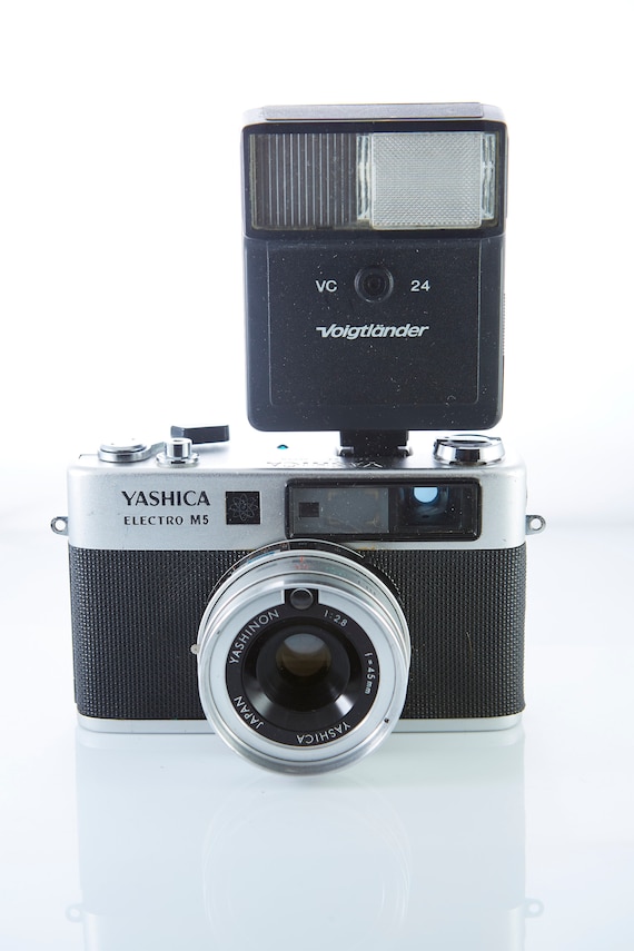 Yashica Electro M5【w/Yashinon/2.8/45mm】 Film Camera Yashica Electro M5. Yashica Vintage Camera.not