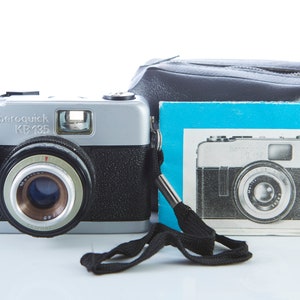 Vintage Camera Beroquick KB 135.Working Film camera. Viewfinder camera.