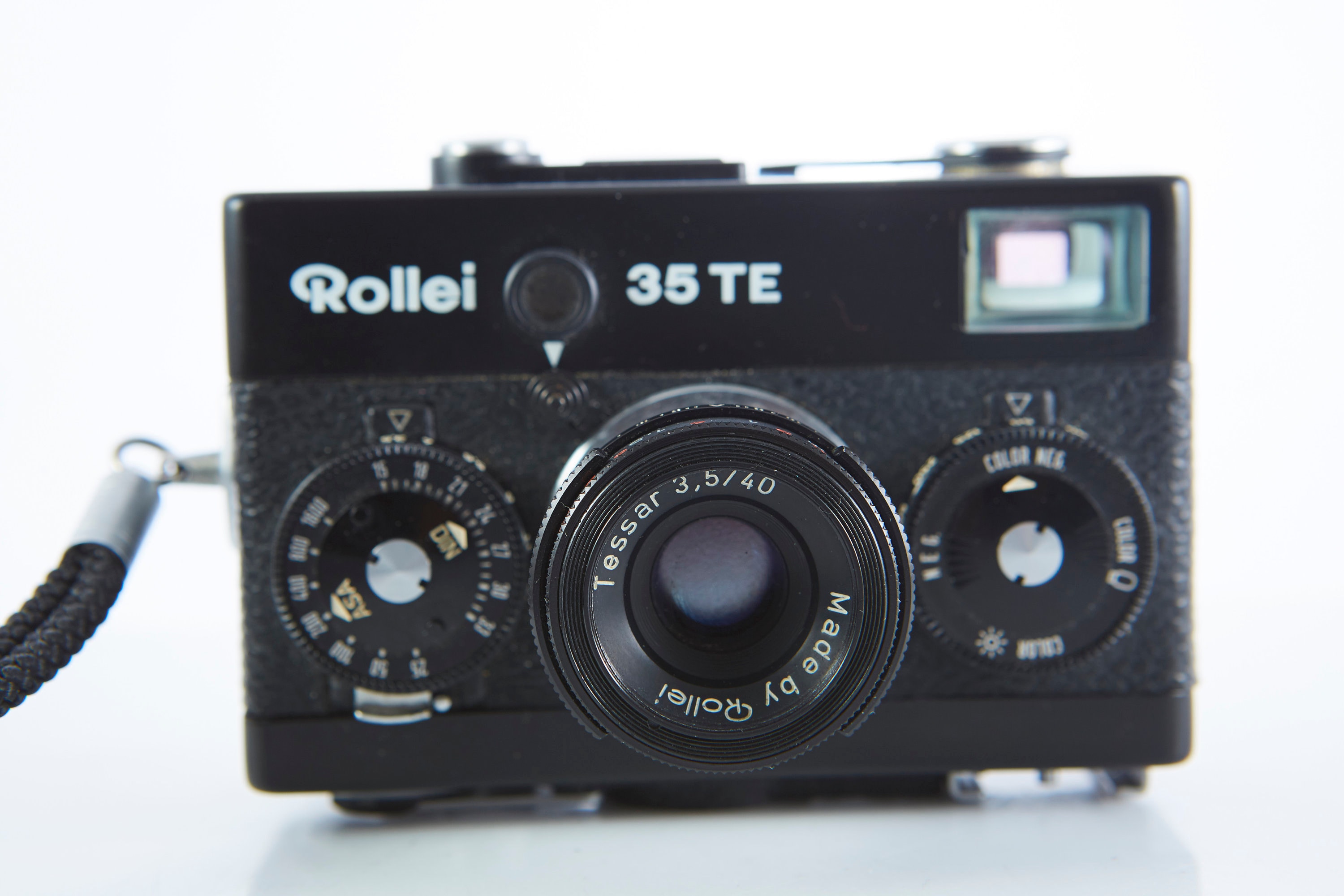 Rangefinder 6x7 Folding Camera Rollei 35 TE Film Camera: Tessar