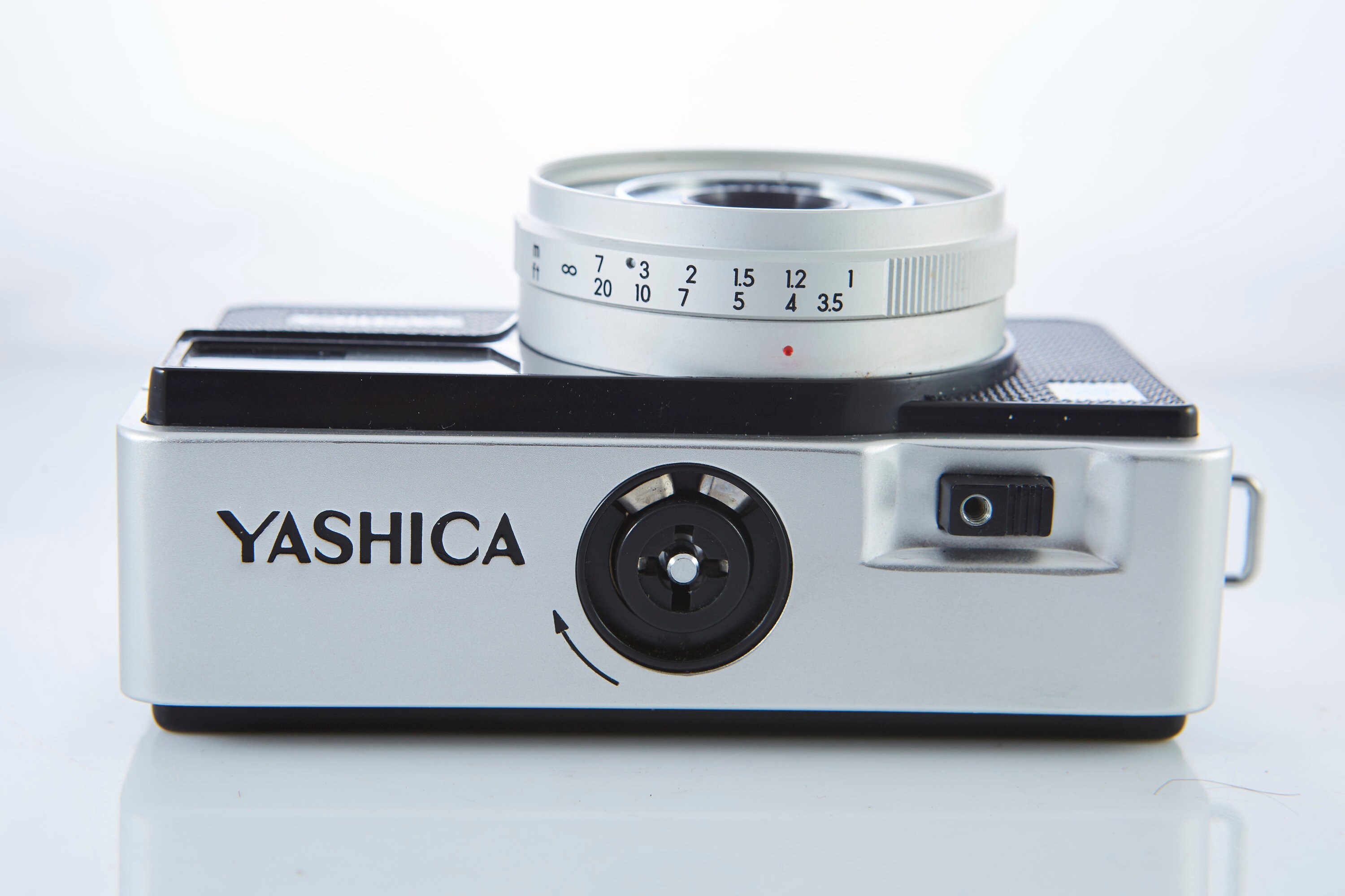Vintage Yashica Ez-matic Film Camera (not Working) - Etsy