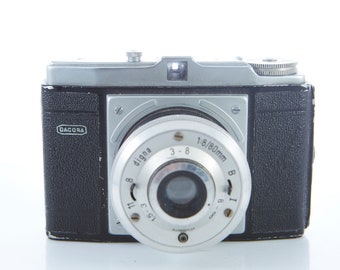 ：1950年代日本製フォールディングカメラ｜Welmy Welmy Six and Mount Six | Camerapedia | Fandom