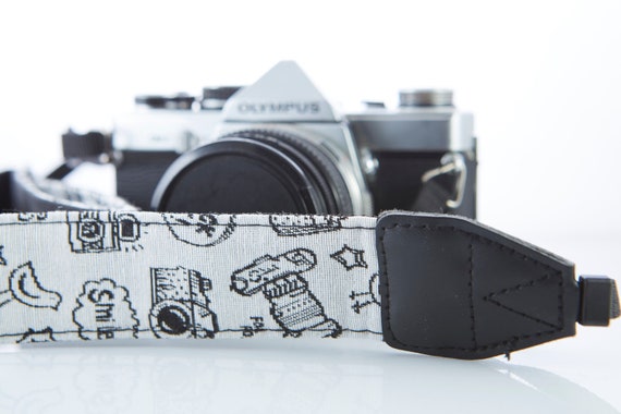 Olympus OM-2 Film Camera: Zuiko 50mm f/1.8 Lens, Working Condition