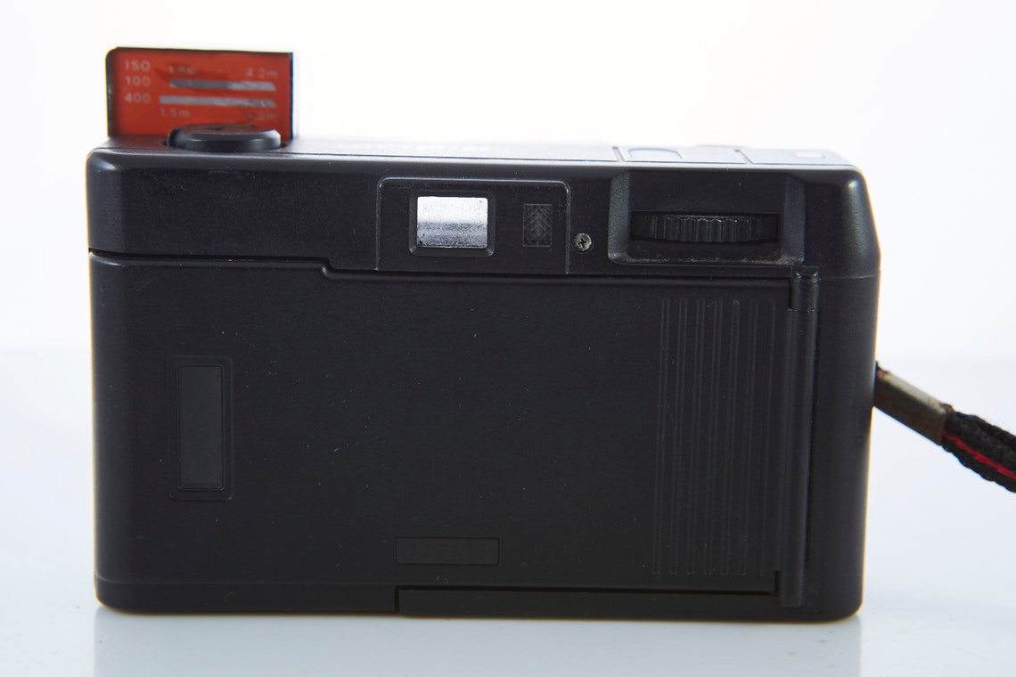 Chinon 35 F-II Super: Vintage 35mm Film Camera, foto 4 di 5