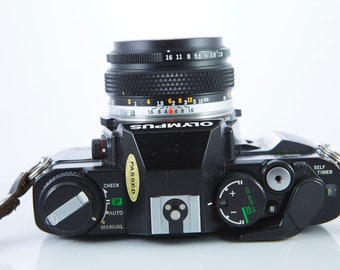 Appareil Photo Vintage Olympus OM40 Program + Zoom 35-75mm - Japon 1985