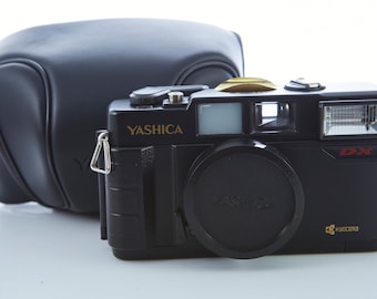 Supreme × YASHICA 21SSロゴ　フィルムカメラ　黒　Black Supreme®/Yashica MF-1 Camera | Supreme 21ss