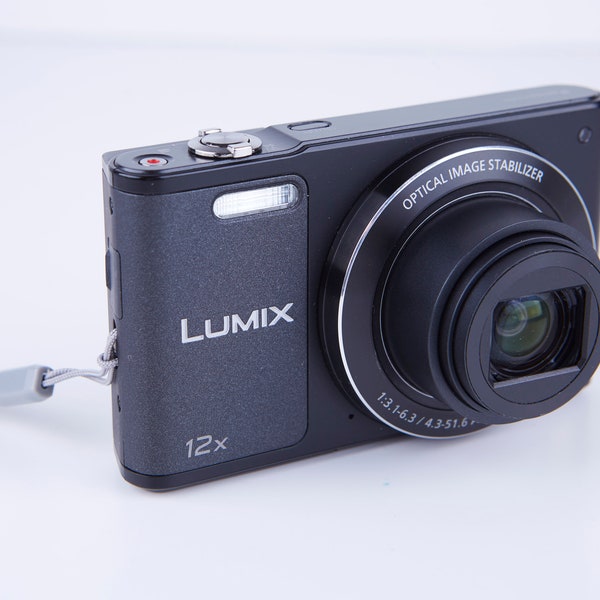 Panasonic Lumix DMC-SZ10 Compact Digital Camera. Vintage Digital Camera. Working Digital Camera. Tested. Point and Shoot Camera. Boxed.
