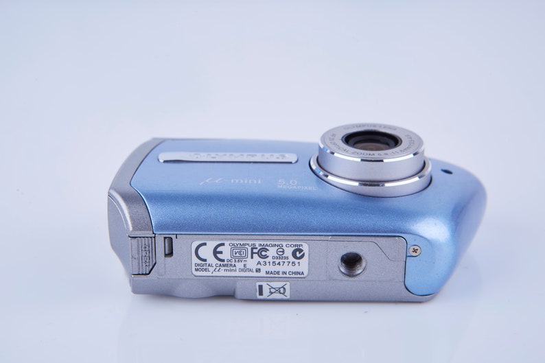Olympus Mju mini DIGITAL S 5MP 2X Zoom Compact Digital Camera. Vintage Digital Camera. Working Digital Camera. Tested. Boxed. Rare. image 9