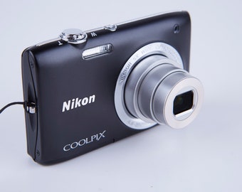 Custom order for Talah Alboushi. Nikon Coolpix S2800 20MP 5 X Optical Zoom Digital Camera. Vintage Digital Camera. Working Digital Camera.