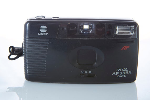 Minolta Riva AF 35 EX: 35mm Point and Shoot Film Camera