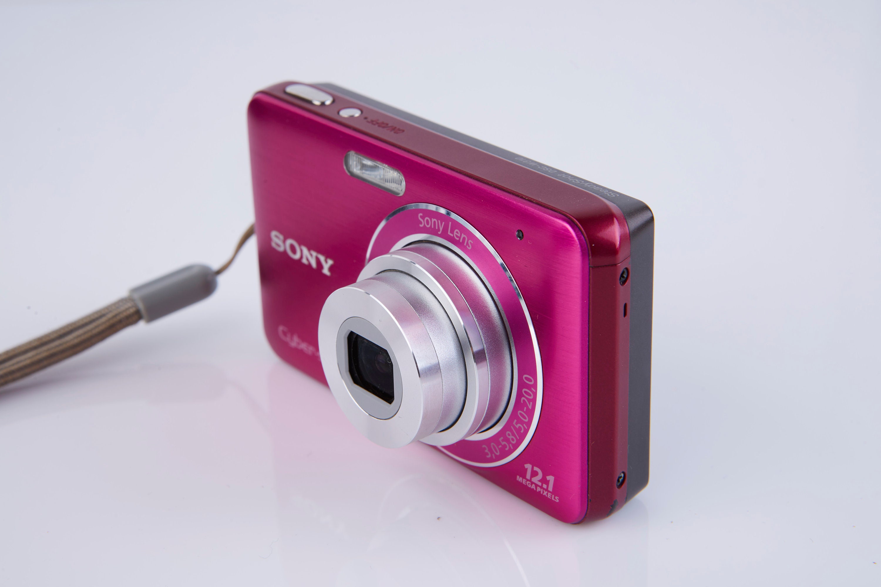 SONY - Appareil photo numérique compact CyberShot DSC-W830 rose