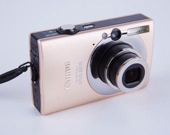 Canon IXUS 80 IS 8MP 3 X Optical Zoom Digital Camera. Vintage Digital Camera. Working Digital Camera. Tested. Rare Color.